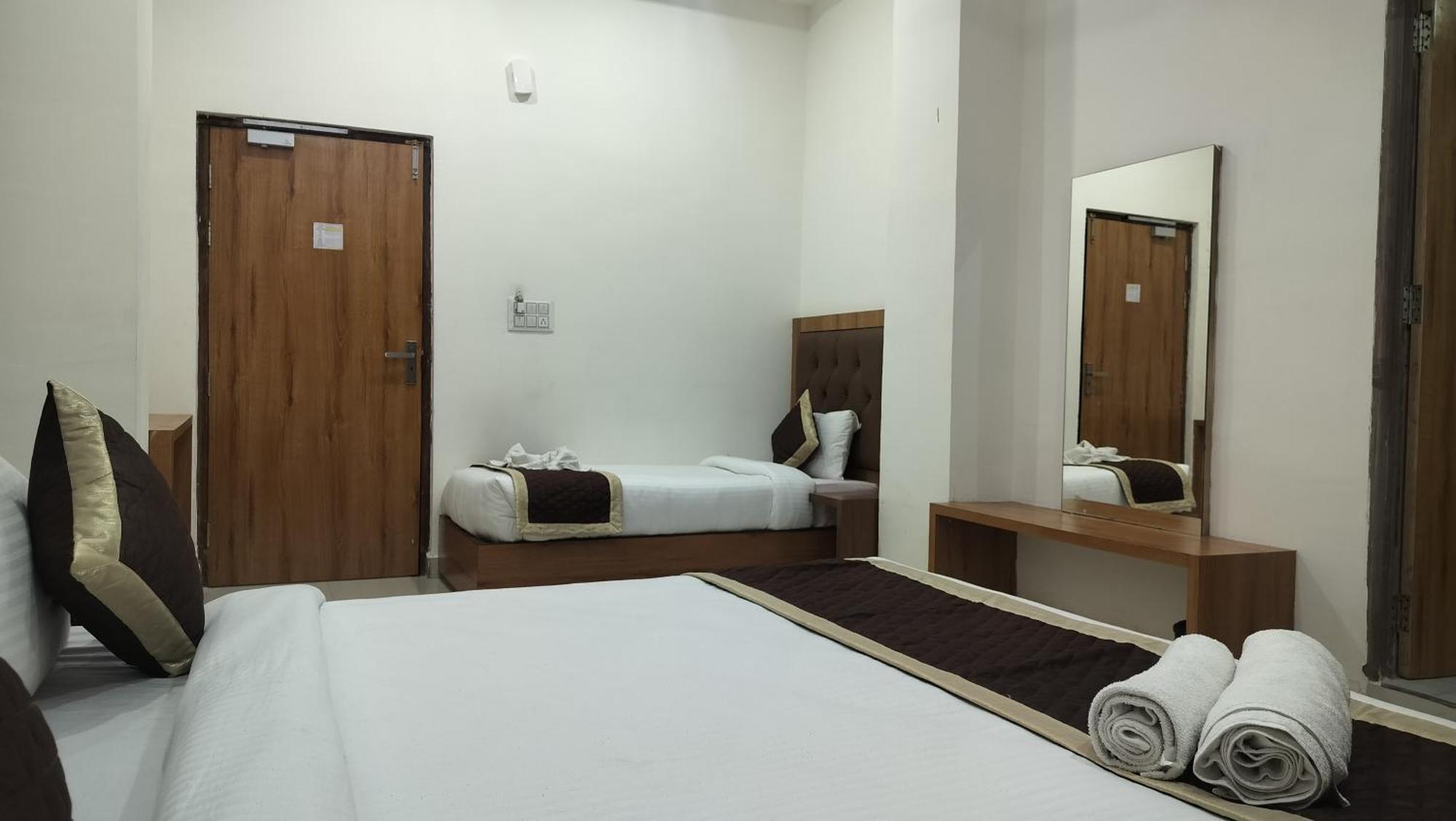 Hotel Binwa View Baijnath Екстер'єр фото