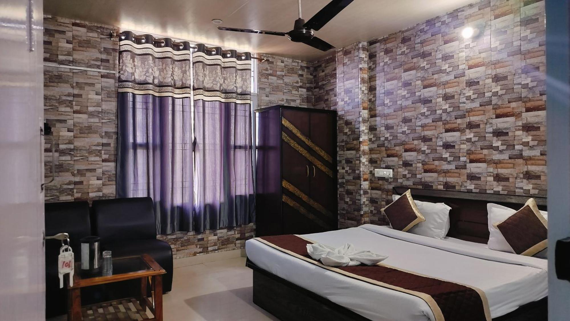 Hotel Binwa View Baijnath Екстер'єр фото