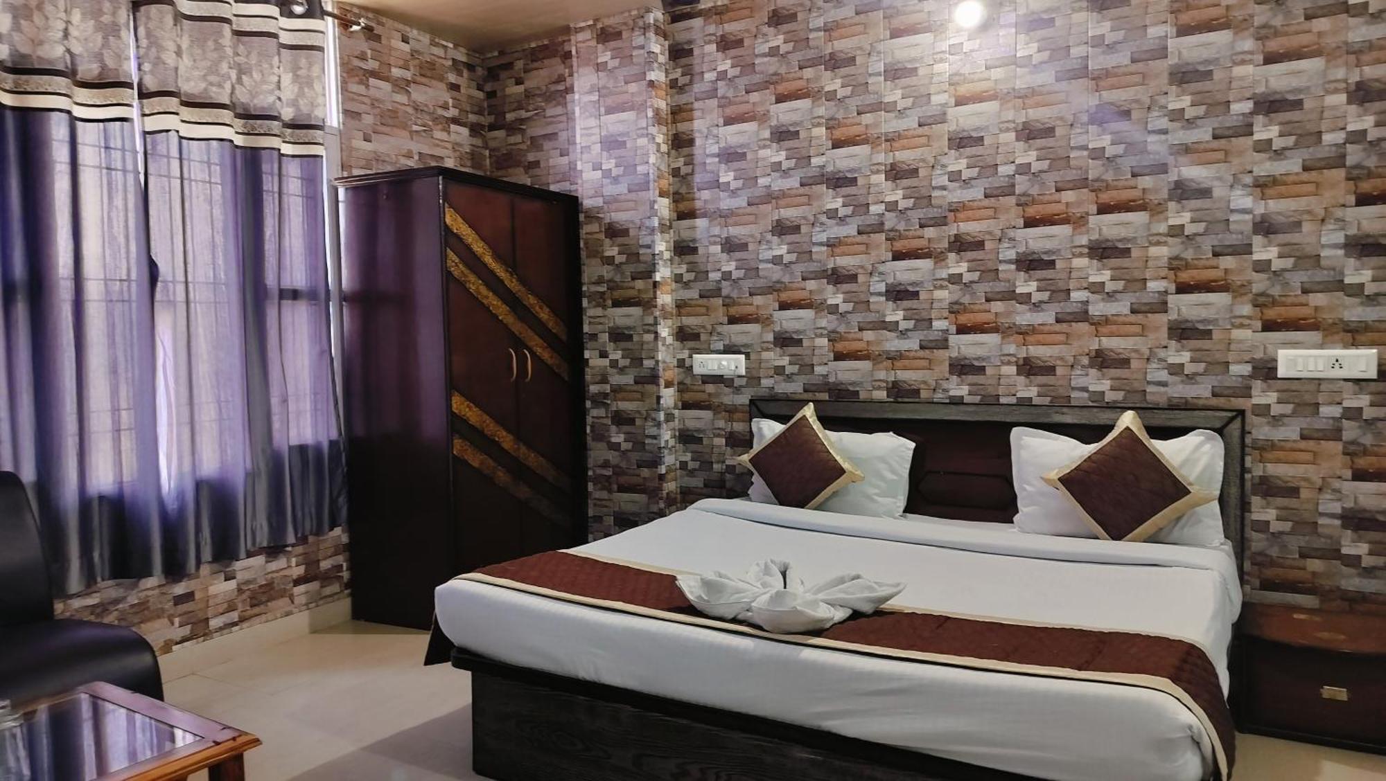 Hotel Binwa View Baijnath Екстер'єр фото
