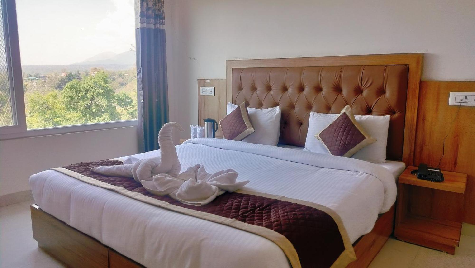 Hotel Binwa View Baijnath Екстер'єр фото
